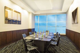 Wyndham Guayaquil Puerto Santa Ana
