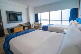 Wyndham Guayaquil Puerto Santa Ana