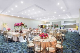Wyndham Guayaquil Puerto Santa Ana