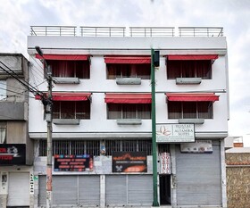 Hostal Altamira Suites