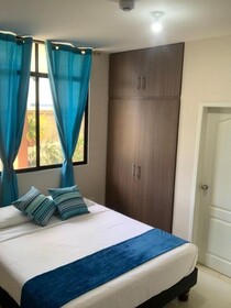 Reef Hostel Manta