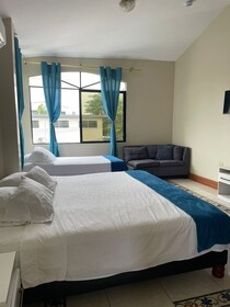 Reef Hostel Manta