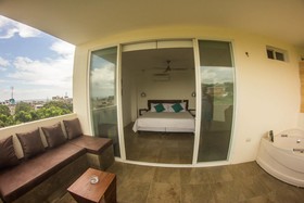 ME Hotel in Montañita Estates