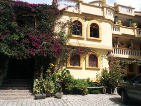Hostal Curiñan
