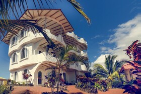 Angermeyer Waterfront Inn