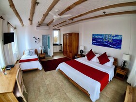 Angermeyer Waterfront Inn