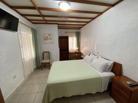 Bed & Breakfast La Peregrina