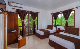 Casa Natura Galapagos  Hotel & Lodge