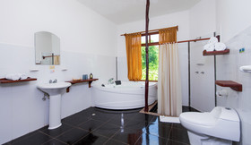 Casa Natura Galapagos  Hotel & Lodge