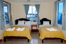 Gloria-Galápagos Inn