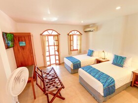 Hotel Galapagos Suites