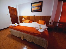 Hostal Sula Sula