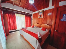 Hostal Sula Sula