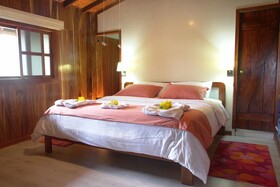 The Wooden House Lodge