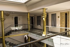 Adamas House Hotel
