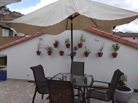 Adamas House Hotel