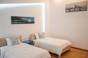 Adamas House Hotel