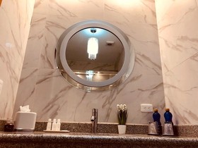 Adamas House Hotel