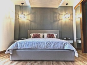 Adamas House Hotel