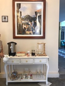Adamas House Hotel