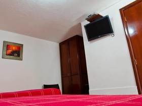 Ecuatreasures B&B