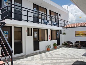 Ecuatreasures B&B