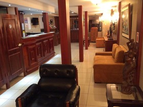 Hostal Mitad del Mundo