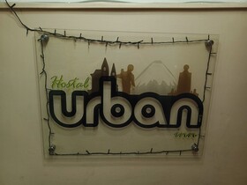 Hostal Urban Inn - Hostel