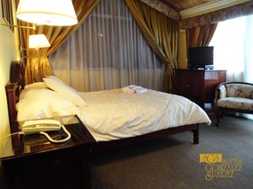 Hotel Suites Gonzalez Suarez