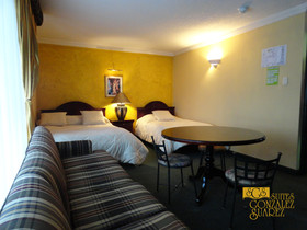 Hotel Suites Gonzalez Suarez