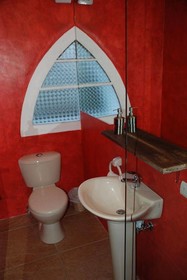 La Casa Amarilla
