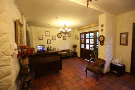 Quito Antiguo B & B