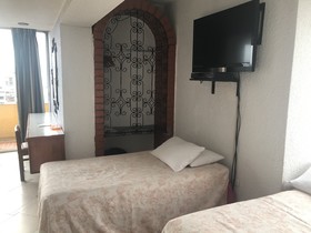 Savoy Inn