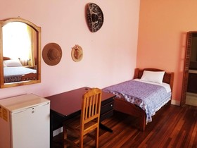 Travellers Inn