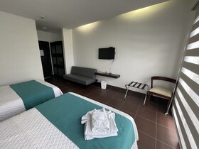 Hosteria Punta Blanca