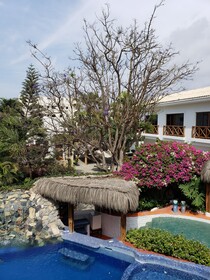 Hosteria Punta Blanca