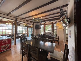 Hosteria Punta Blanca