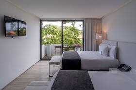 Golden Bay Hotel & Spa