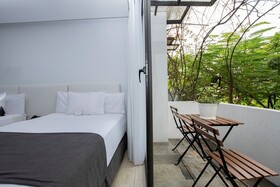 Golden Bay Hotel & Spa