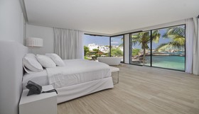 Golden Bay Hotel & Spa