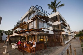 Golden Bay Hotel & Spa