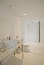 Golden Bay Hotel & Spa