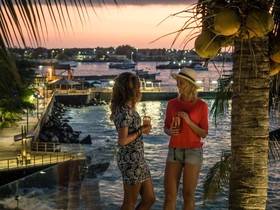 Golden Bay Hotel & Spa
