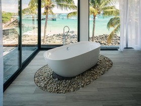 Golden Bay Hotel & Spa