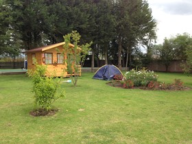 Hosteria Airport Garden