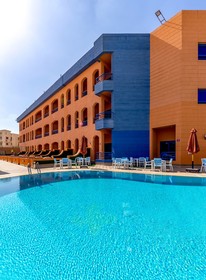 Royal Day Plaza Hotel