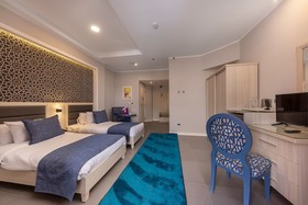 Royal Day Plaza Hotel