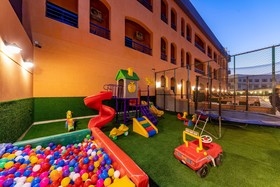 Royal Day Plaza Hotel