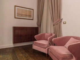 1920s Boutique Hotel And Restaurants