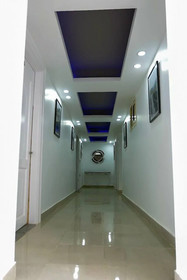 Azar Hotel